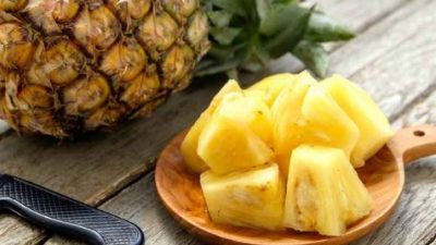 Apa Manfaat Buah Nanas Dalam Pengobatan Herbal dan Apa Saja Efek Sampingnya ?