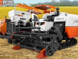 Mesin Memanen Combine Harvester Kubota DC 70 Plus dan DC 93